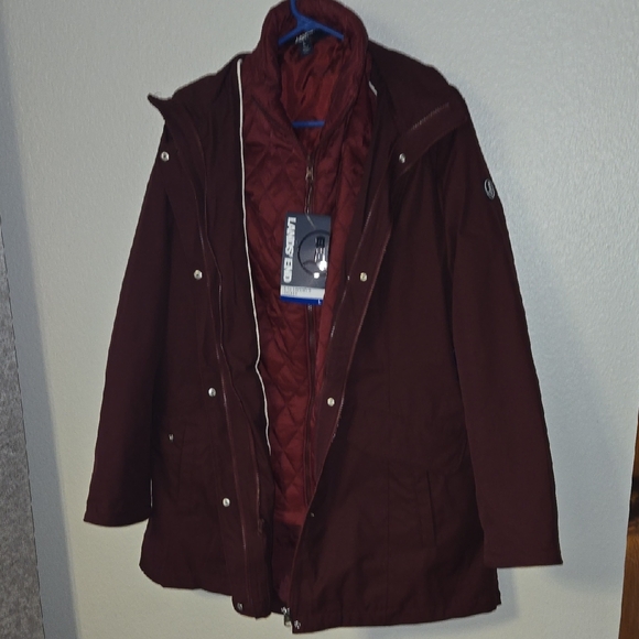 Lands' End Jackets & Blazers - Lands' End Women's Burgundy Puffer Coat